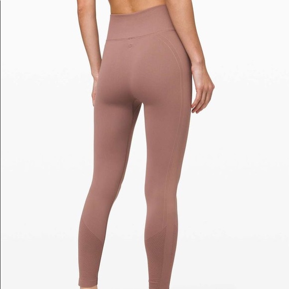 Ebb to street Lululemon tights/leggings - Picture 2 of 7